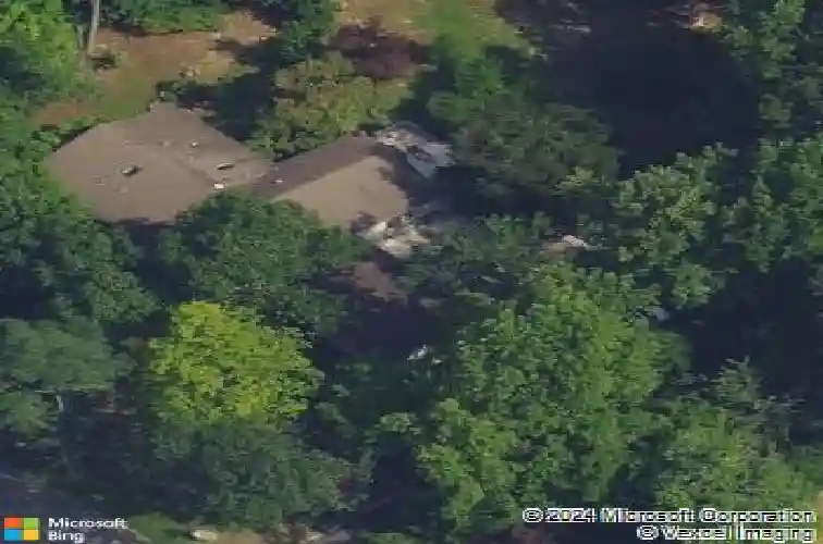 915 huron rd, franklin lakes,  NJ 07417