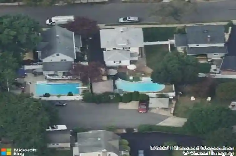 23 w linden ave, dumont,  NJ 07628