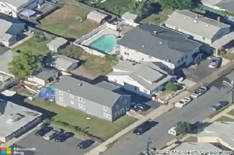 15 morrissee ave, wallington,  NJ 07057