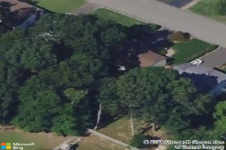 24 bannehr st, oakland,  NJ 07436