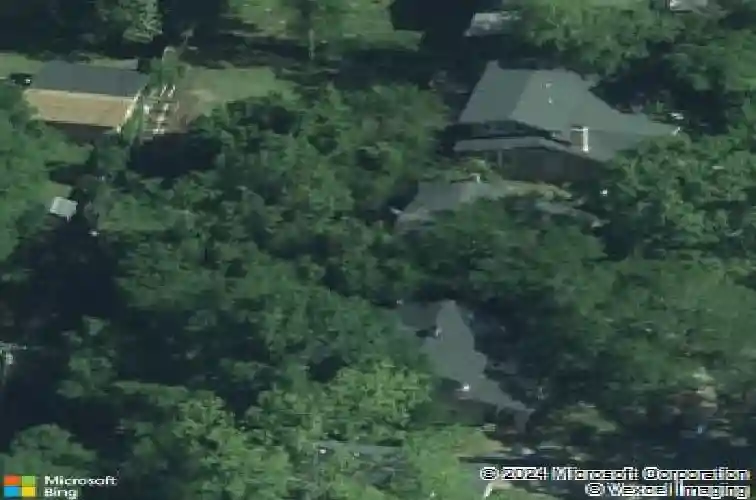 1215 maple st, columbia,  SC 29205