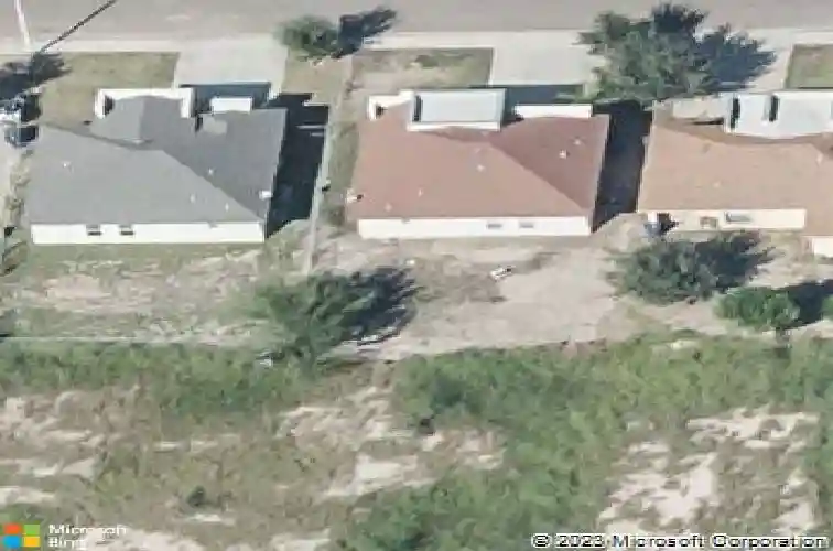 1419 doctora eve perez ln, laredo,  TX 78046