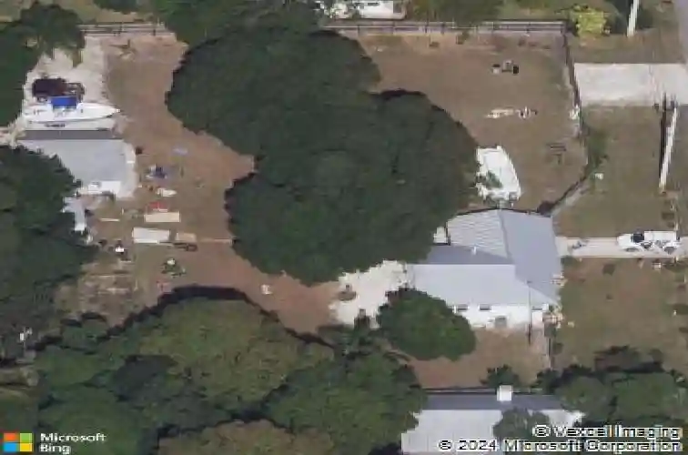 516 se alamanda way, stuart,  FL 34996