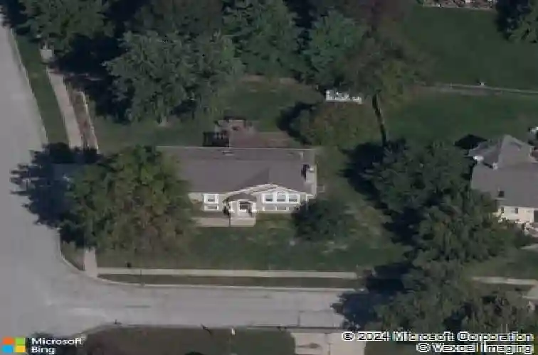 1302 huntington ln, greenwood,  MO 64034