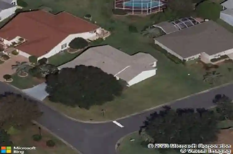 647 san pedro dr, lady lake,  FL 32159