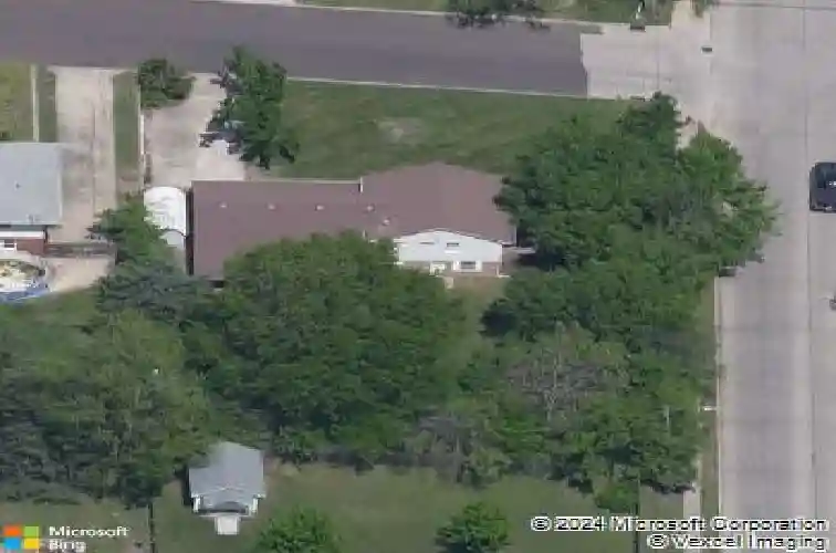 100 w leslie ln, columbia,  MO 65202