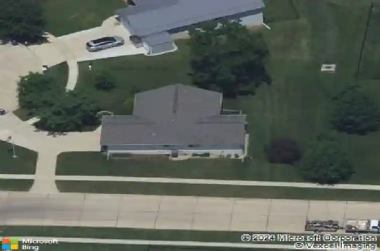 1735 probst cir sw, cedar rapids,  IA 52404