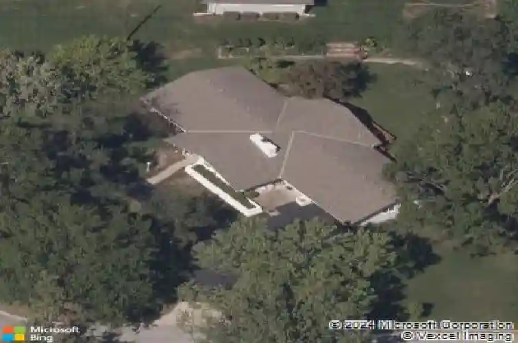 10339 high dr, leawood,  KS 66206