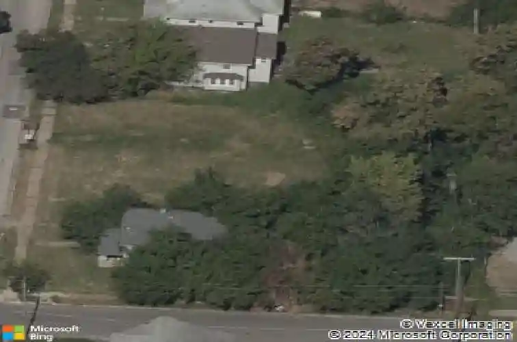 3235 college ave, kansas city,  MO 64128