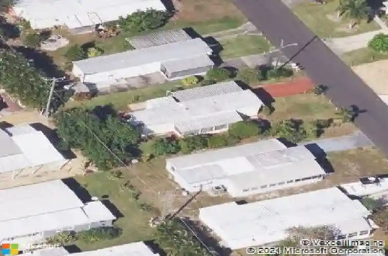 8122 se skylark ave, hobe sound,  FL 33455
