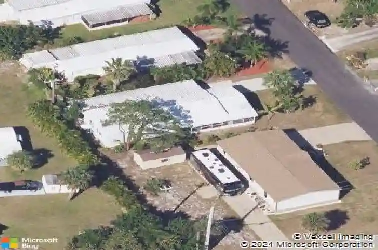 8508 se swan ave, hobe sound,  FL 33455