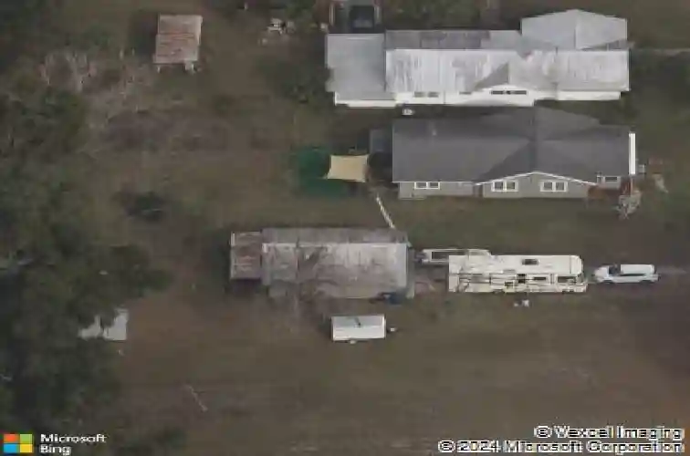 723 n warfield ave, wildwood,  FL 34785