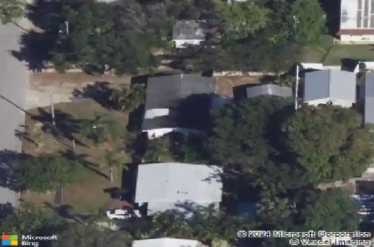 1425 ne waveland ave, jensen beach,  FL 34957