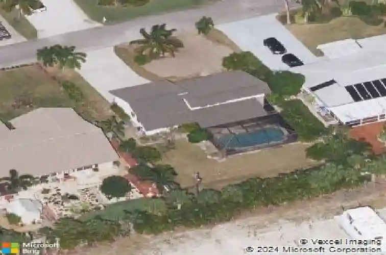 4726 se manatee ter, stuart,  FL 34997