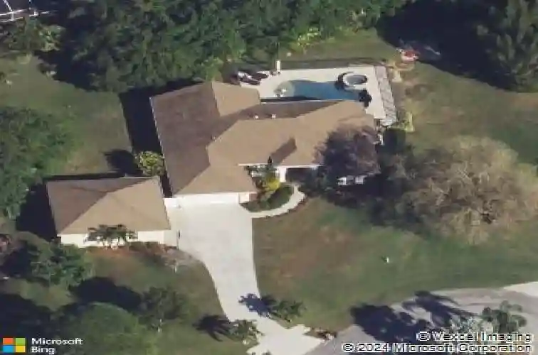 1945 se emerald ct, stuart,  FL 34997