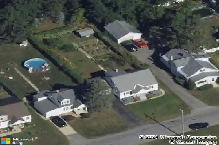 2011 robinwood ave, schenectady,  NY 12306