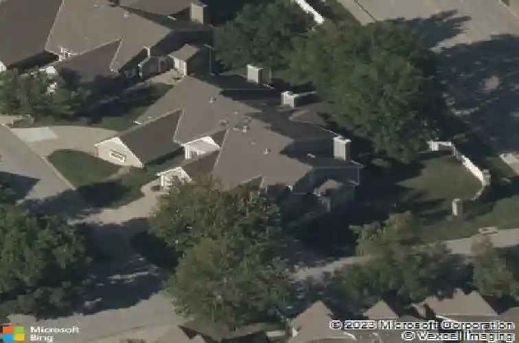 103 pointe ln, kansas city,  MO 64116