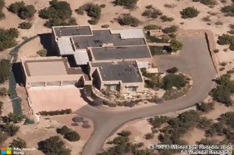 2555 tano compound dr, santa fe,  NM 87506