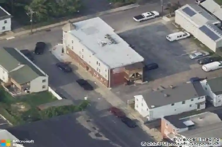 208 front st, schenectady,  NY 12305