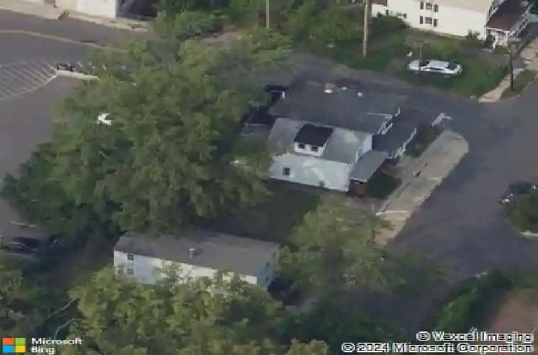 11 landon ter, schenectady,  NY 12308