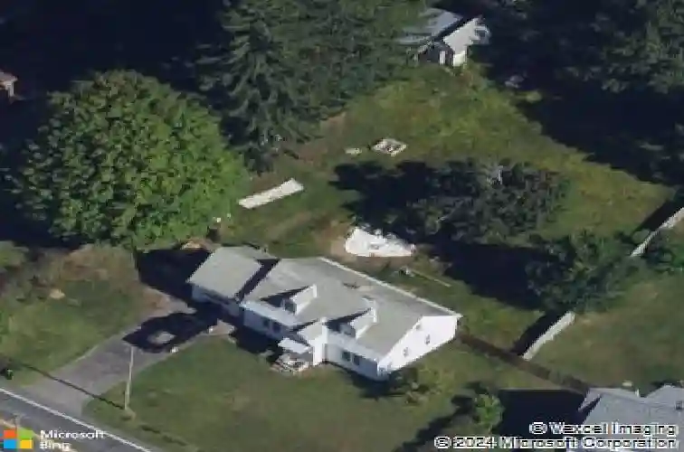 502 swaggertown rd, schenectady,  NY 12302