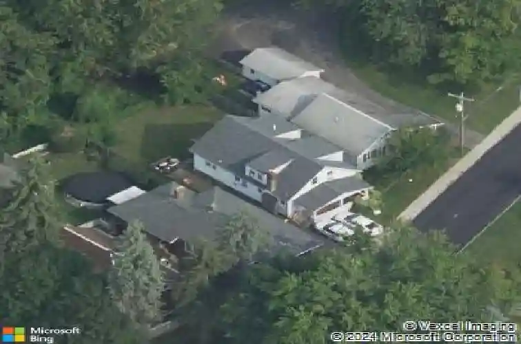 1283 van antwerp rd, schenectady,  NY 12309