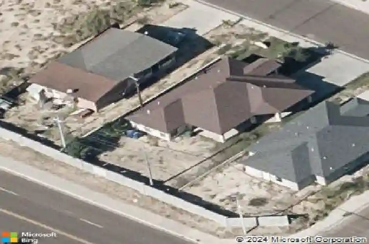 2227 los pinos dr, laredo,  TX 78046