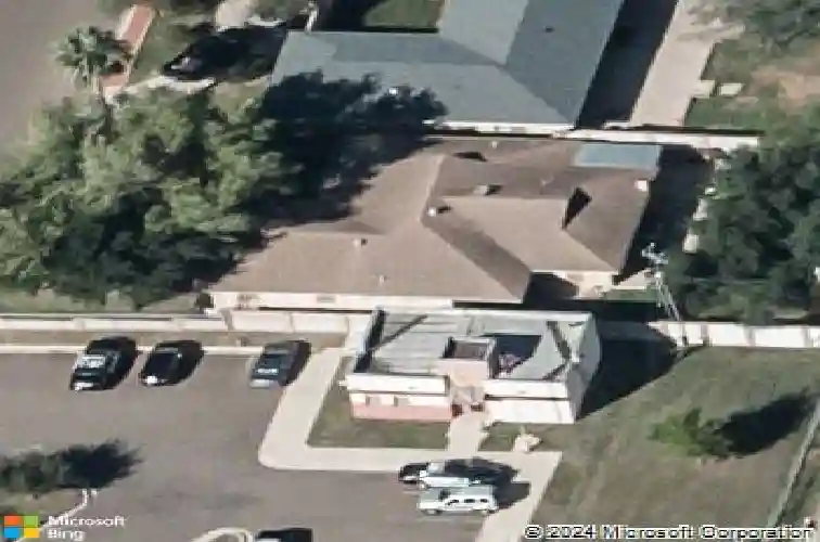 138 ceniso loop, laredo,  TX 78046