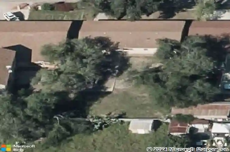 1215 e bustamante st, laredo,  TX 78041