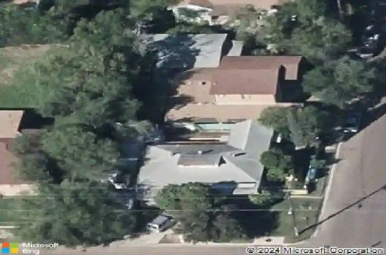 1310 n tapeyste ave, laredo,  TX 78043