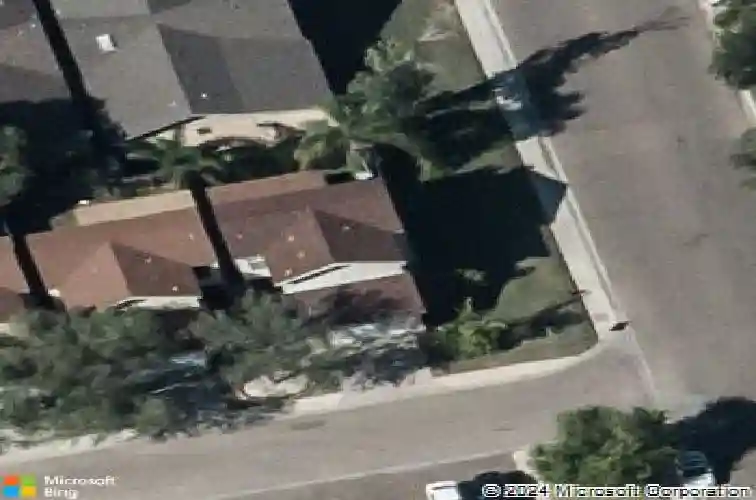 112 merlin rd, laredo,  TX 78041