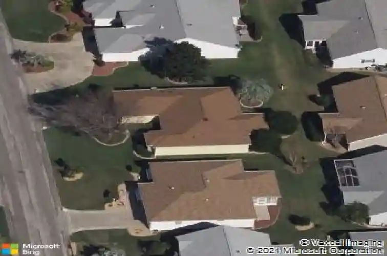 1213 el esparza ln, lady lake,  FL 32159