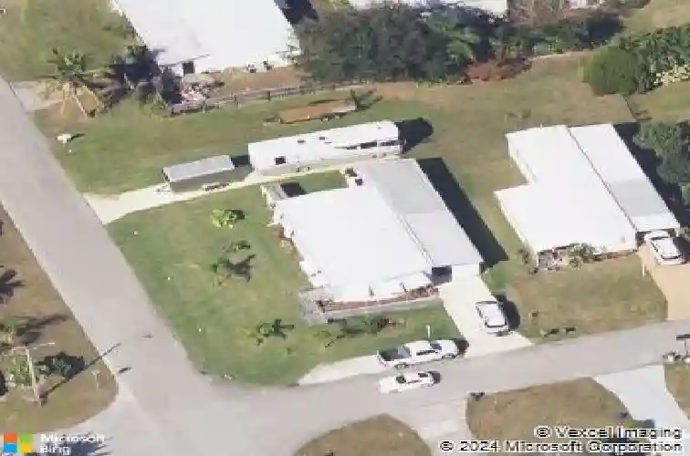 7102 se bluebird cir, hobe sound,  FL 33455