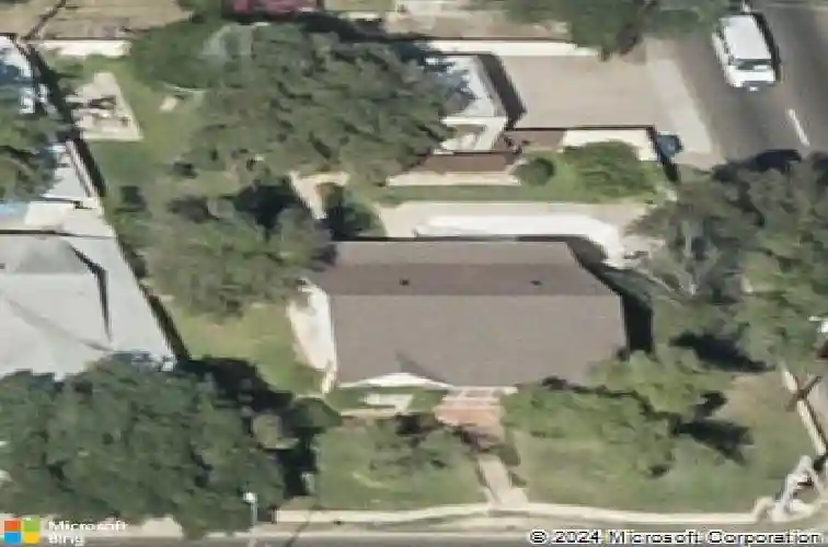 2020 clark blvd, laredo,  TX 78043