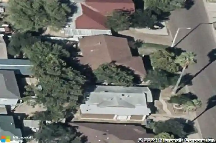 408 n espana dr, laredo,  TX 78043