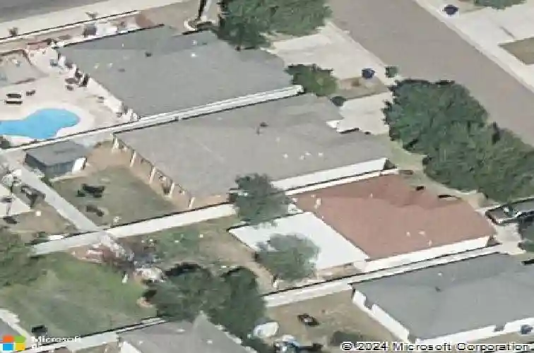 10216 comet dr, laredo,  TX 78045