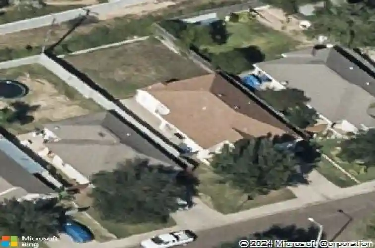 1808 denmark ln, laredo,  TX 78045