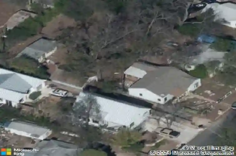 1000 gullett st
                                ,Unit 2, austin,  TX 78702