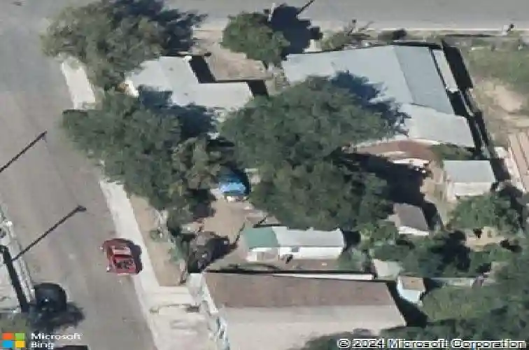 2401 santa clara st, laredo,  TX 78046