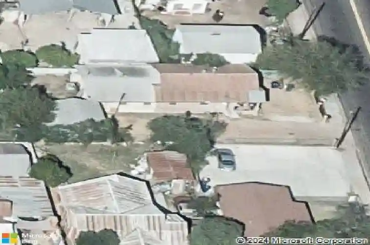 2116 springfield ave, laredo,  TX 78040