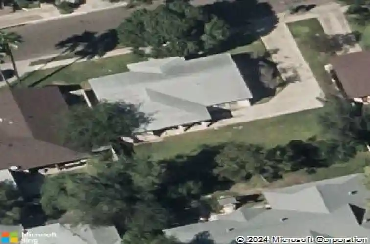 303 esperanza dr, laredo,  TX 78041