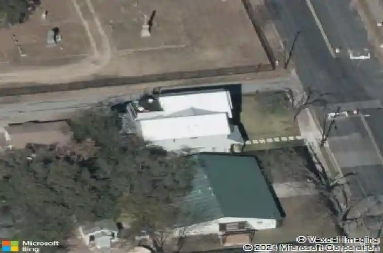 1310 comal st, austin,  TX 78702
