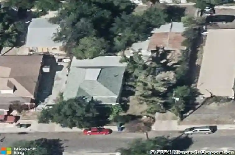 716 laredo st, laredo,  TX 78040