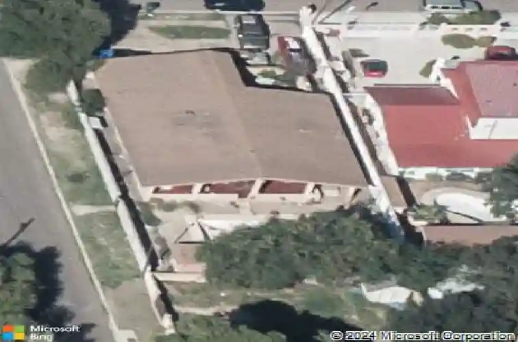 2601 e locust st, laredo,  TX 78043