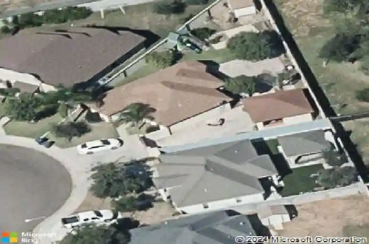 12611 arrowhead cir, laredo,  TX 78045