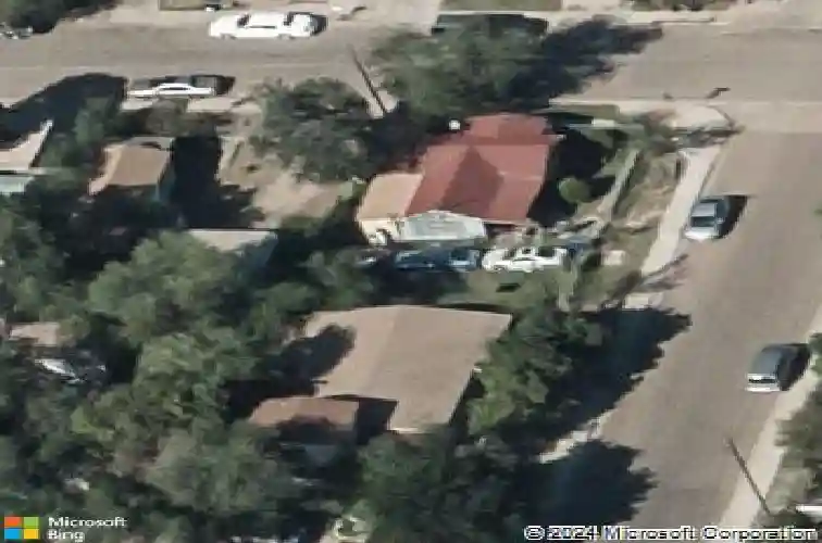 301 w elm st, laredo,  TX 78040
