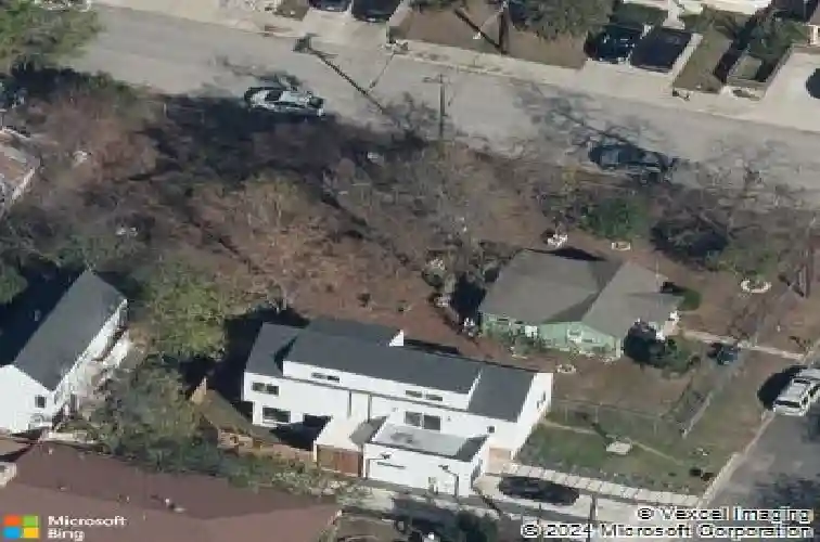 1104 brass st, austin,  TX 78702