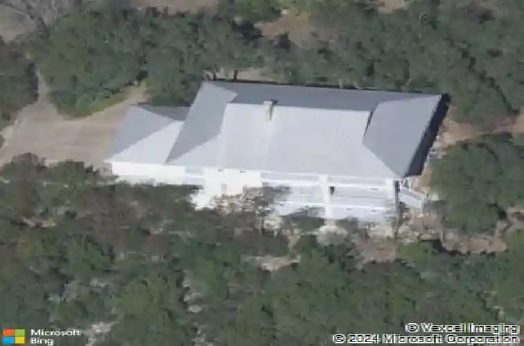 1 hedge ln, austin,  TX 78746