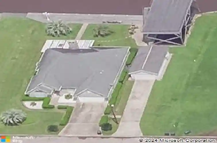 200 skylark ave, bridge city,  TX 77611