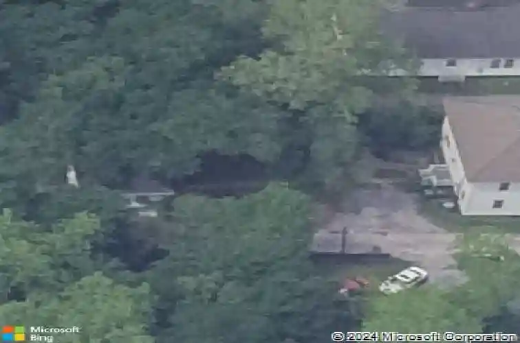 907 14th st, orange,  TX 77630